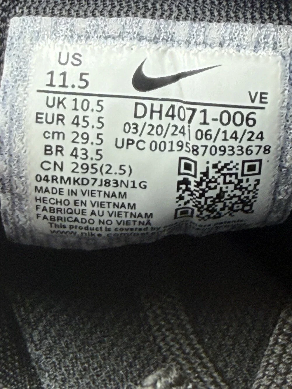 Nike Air Zoom Pegasus 40 Men’s Size 11.5 Running/Walking Shoes 'Triple Black'